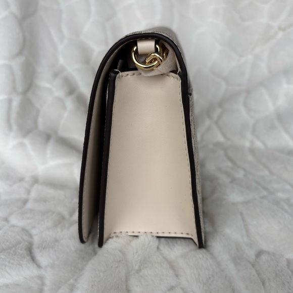 Michael Kors Jet Set Medium Signature Logo Crossbody Bag - Picture 9 of 12